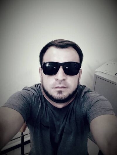  ,   Ali, 38 ,   