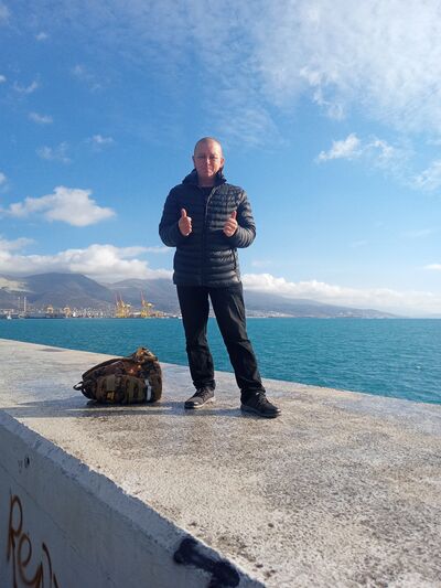  ,   Vladimir, 48 ,   c 