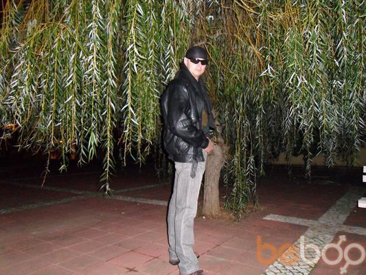  2402926  Yuriy, 51 ,    