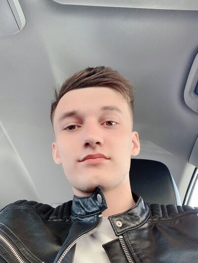  ,   Stepan, 28 ,   ,   