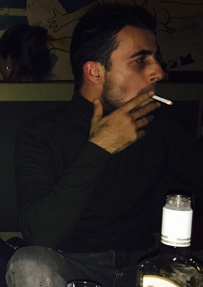  ,   Leovani, 35 ,   