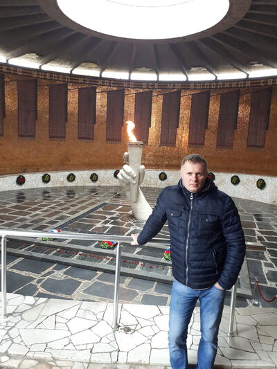  ,   Valera, 42 ,   