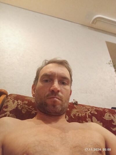  ,   Sergi, 39 ,   ,   , 
