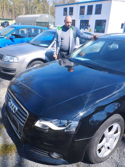  ,   Dmitrij, 44 ,   ,   