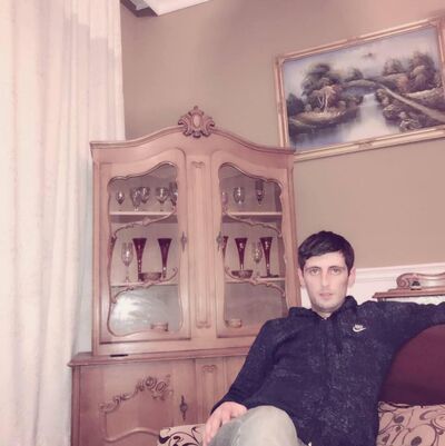  ,   Lasha, 42 ,   ,   , c , 