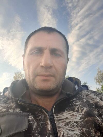  --,   Bek, 49 ,   ,   , c , 