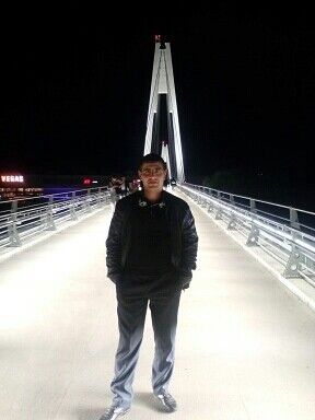  ,   Karen, 32 ,   ,   , c , 