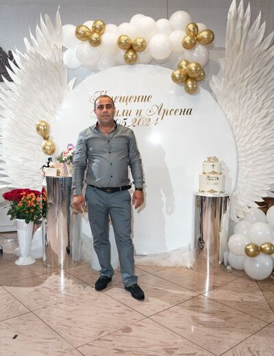  ,   Artyr, 41 ,   ,   