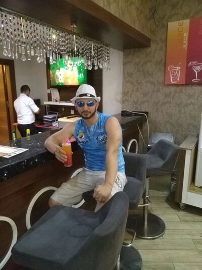  ,   Maxim, 36 ,   ,   