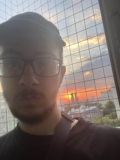  ,   MILFHANTER, 22 ,   