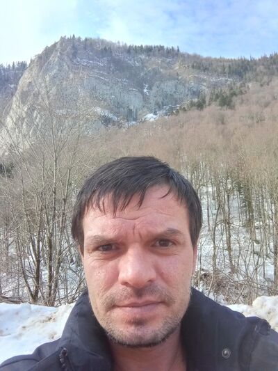  --,   , 42 ,   