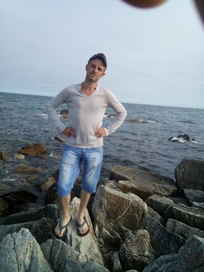  ,   Angry rabbit, 43 ,   ,   , c , 