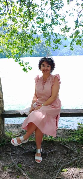  ,   Aygul, 48 ,   c 