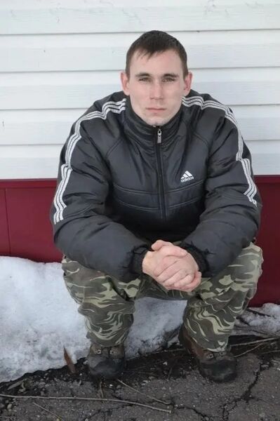  ,   Anatoly, 33 ,   ,   