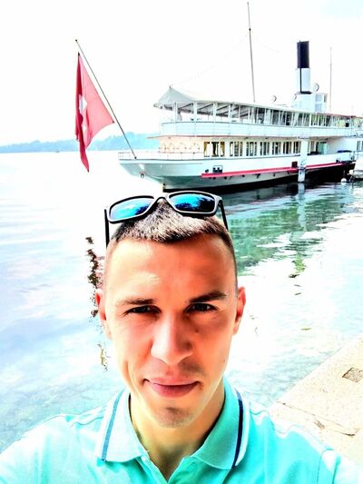  ,   Rostyslav, 33 ,   ,   , 