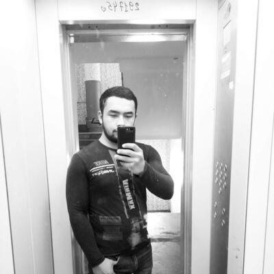  ,   Artur, 25 ,   ,   , c , 