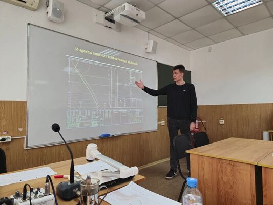  ,   Yaroslav, 25 ,   ,   , c , 