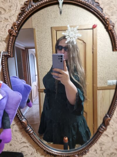  ,   Ivanna, 37 ,  