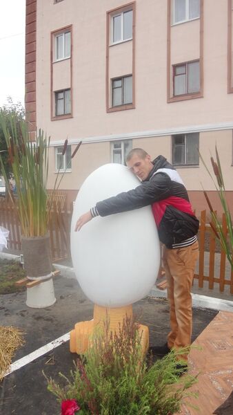  ,   Aleks, 33 ,   