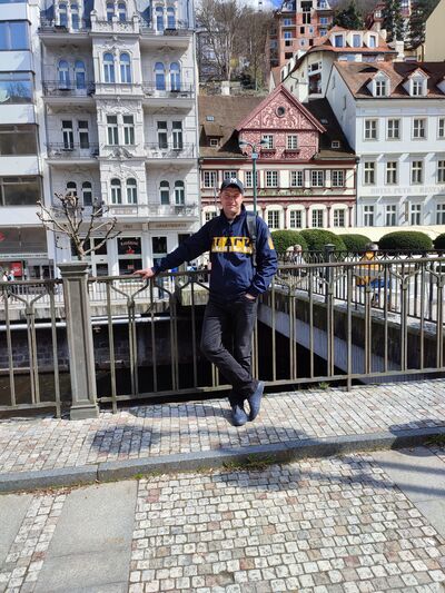  ,   Sergiu, 38 ,   ,   