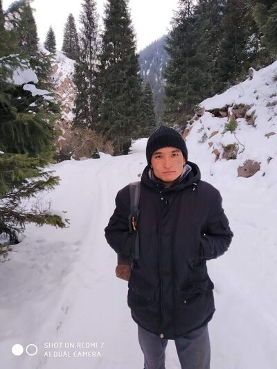  ,   Nurik, 37 ,   ,   