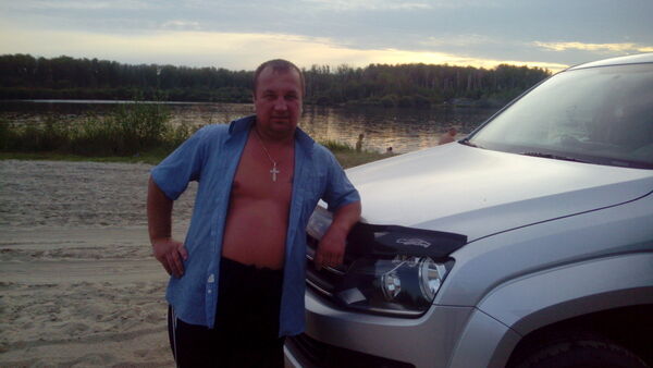   ,   Cahek, 49 ,  