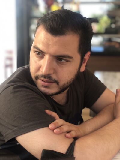  ,   Safa, 27 ,   ,   