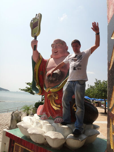  ,   Vladi, 39 ,   ,   