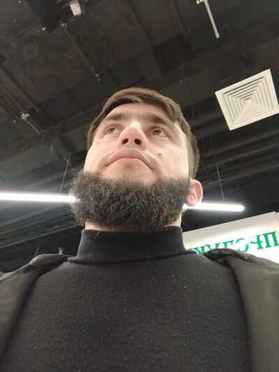  ,   Ali, 28 ,   ,   