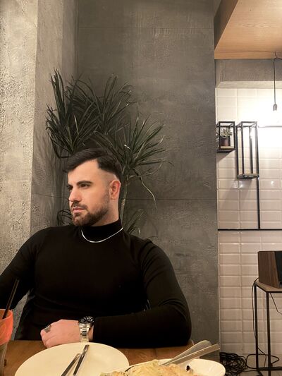  ,   Ruslan, 30 ,   ,   , c , 