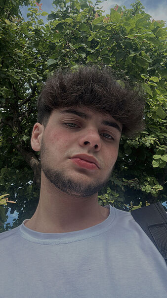  ,   Azizbek, 20 ,   ,   