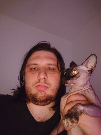  ,   Dan, 24 ,   ,   