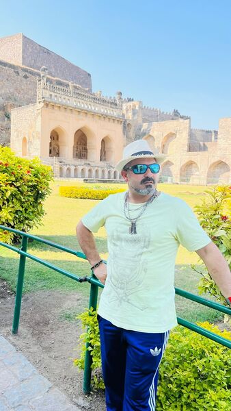  ,   Kadir, 44 ,   ,   