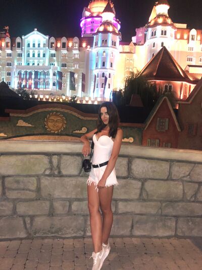  ,   IRISHA, 39 ,     