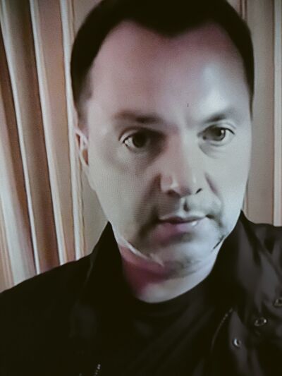  ,   Andrew, 44 ,   ,   