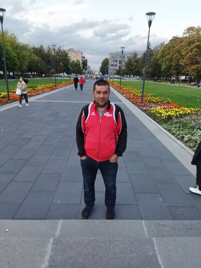   ,   Sanjarbek, 44 ,   ,   
