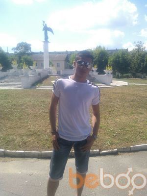  ,   Fariz, 33 ,   