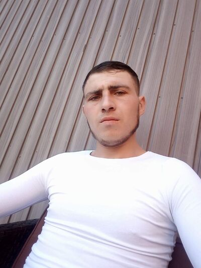 ,   Mihai, 29 ,   ,   