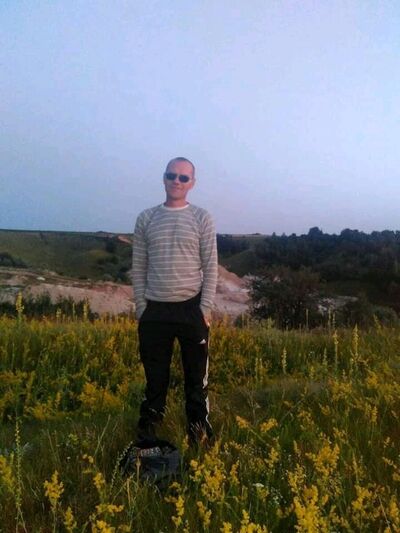  ,   Ura, 42 ,   ,   , c 
