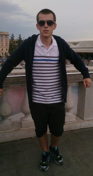  Melzo,   Stas, 29 ,   
