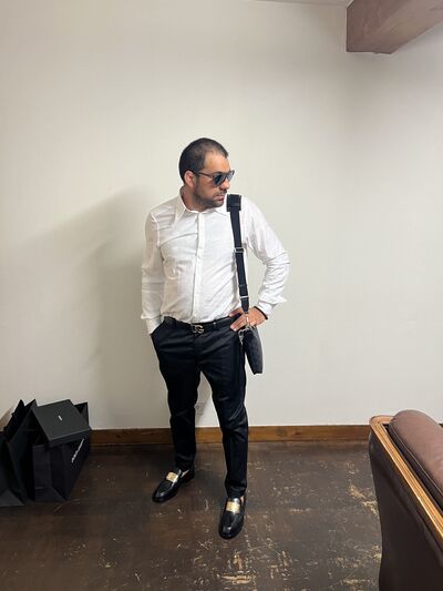  ,   Sany, 30 ,     