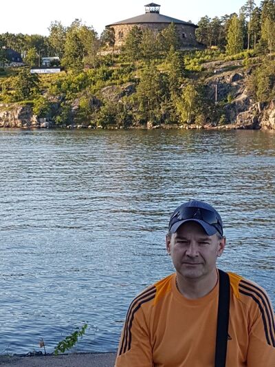  ,   Vlad, 51 ,   
