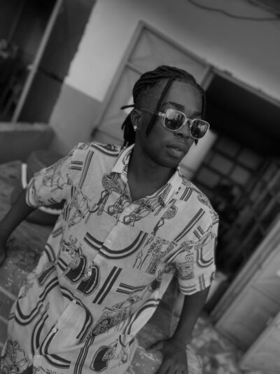  ,   Emmanuel, 25 ,     , c 