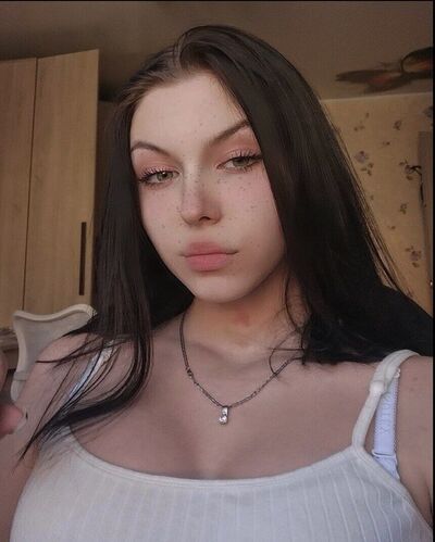 ,   Viktoria, 23 ,   ,   , 