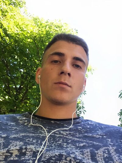  ,   Roma, 25 ,  