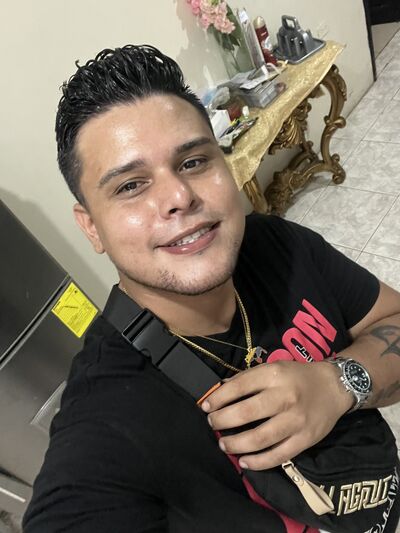  Guayaquil,   Elio, 29 ,   ,   
