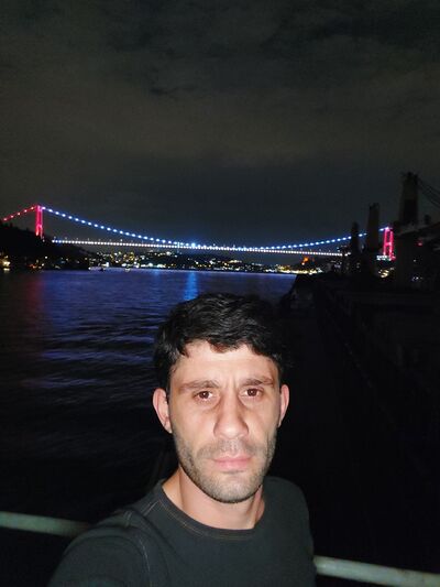  ,   Tedo, 32 ,   ,   