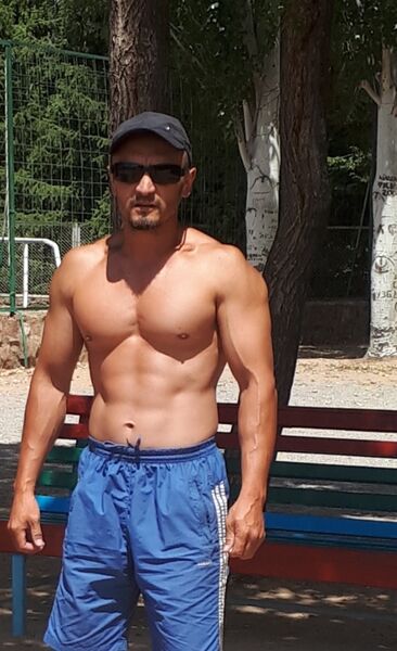  ,   Ulan, 48 ,   c 