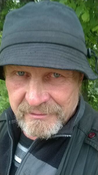  ,   Fackass, 76 ,     , c 