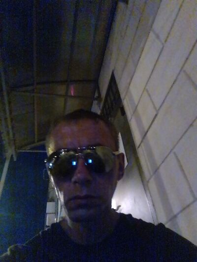  ,   Wiktor, 47 ,     , c 